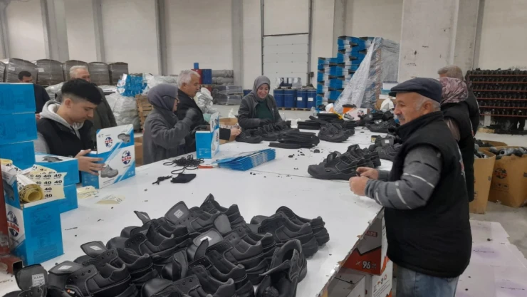 Başkan Erdoğan'dan Yeni Açılan Fabrikaya Ziyaret