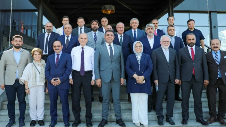 Başkan Özlü: 'Yeni Bir Oluşuma İhtiyaç Var'