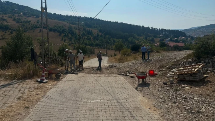 Başkan Serkan Arı, Devam Eden Çalışmaları Yerinde İnceledi