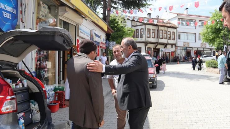 Başkan Turan, vatandaşları dinledi