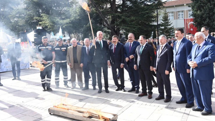 Başkent kapılarını Nevruz ateşi ile açtı