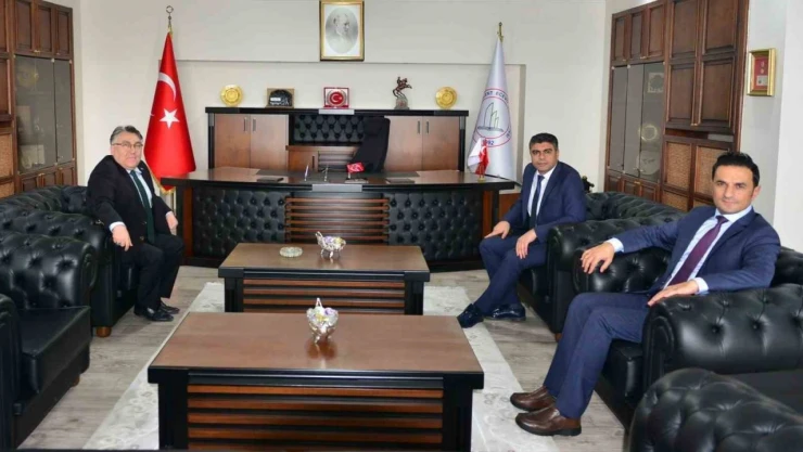 Rektör Özölçer'e Ziyaret