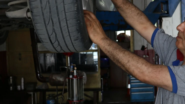 Bayram yolcularına oto tamircilerden öneri