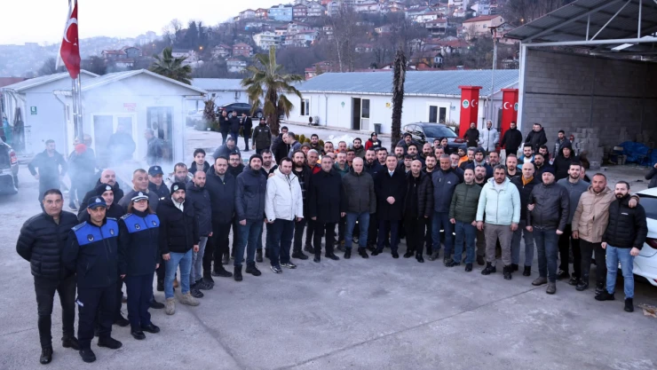 Belediye Başkanı Erdem Ekiplerle Buluştu