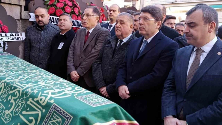 Bartın Belediye Başkanı Fırıncıoğlu'nun Eşi Hatica Fırıncıoğlu Ebediyete Uğurlandı