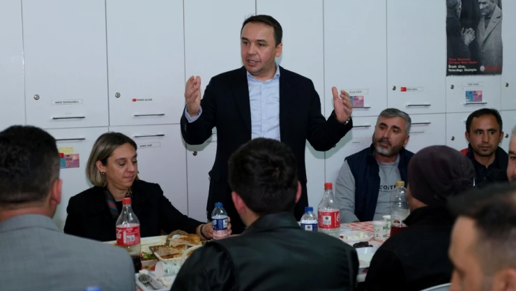 Belediye Başkanı Hasan Baltacı, Fen İşleri Ekibiyle İftarda Bir Araya Geldi