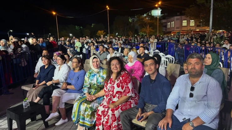 Belediye Başkanı Oyar'a Unutulmaz Hediye