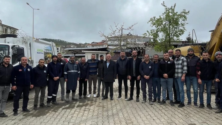 Belediye Başkanı Yazkan, Personelle Bir Araya Geldi