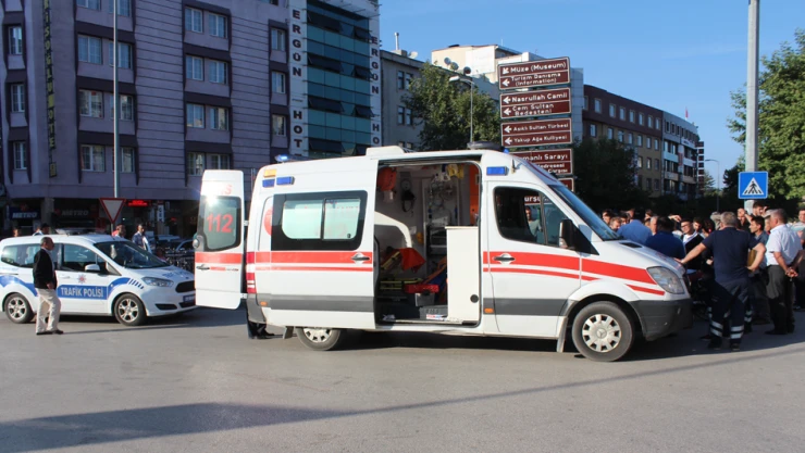 Belediye Köprüsü'nde kaza 1 yaralı