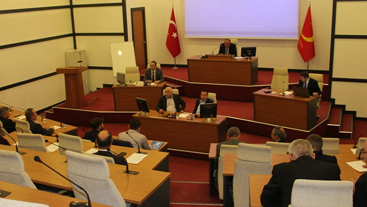 Belediye Meclisi'nde teröre tepki