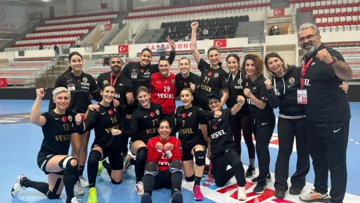 Belediyespor namağlup zirvede tamamladı