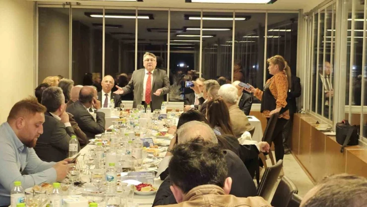 BEUN Rektörü Özölçer, Basın Mensuplarıyla İftarda Buluştu