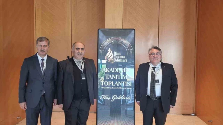 Rektör Özölçer, Akademik Tanıtım Toplantısına Katıldı