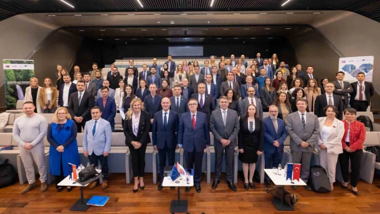 BEUN, Proje Uygulama Eğitimi'ne Katıldı