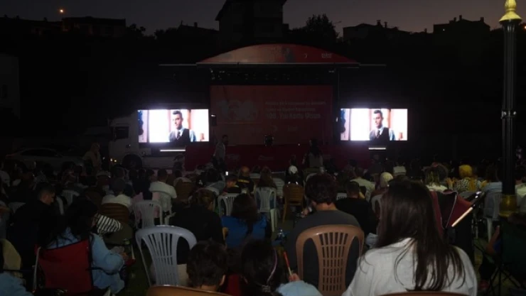 'Bir Cumhuriyet Şarkısı' Kastamonulularla Buluştu