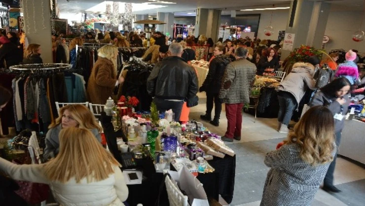 Bitmeyen İndirimler Bağımlılık Oluşturuyor