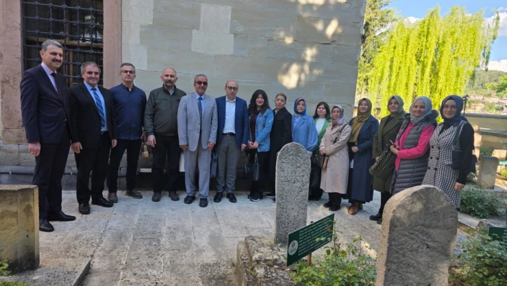 Biyografi Akademisi Devam Ediyor