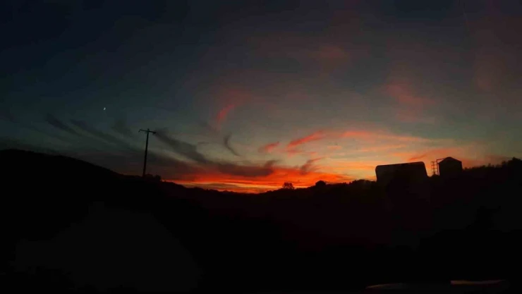 Gün Batımı Kartpostallık Görüntüler Oluşturdu