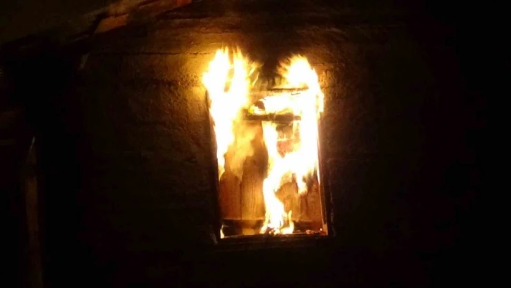 Bolu'da Samanlık Alev Alev Yandı