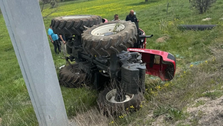 Bolu'da Traktör Takla Attı: 1 Yaralı