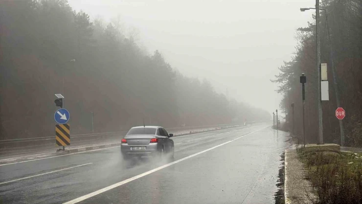 Bolu Dağı'nda Görüş Mesafesi 30 Metreye Düştü