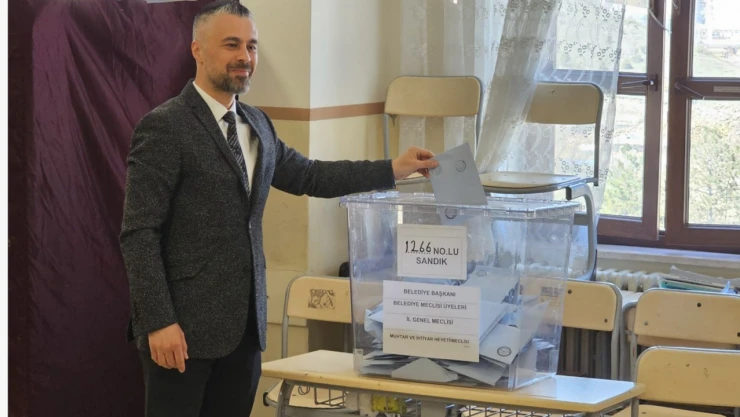 Bora Çapraz Oyunu Kullandı