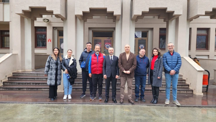 Bora Çapraz Ziyaretlerini Sürdürüyor