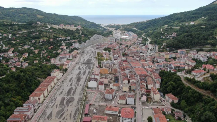 Bozkurt'ta selin izleri silindi