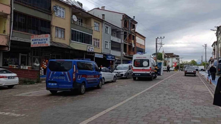 Bu Kez İnsan Köpeği Isırdı