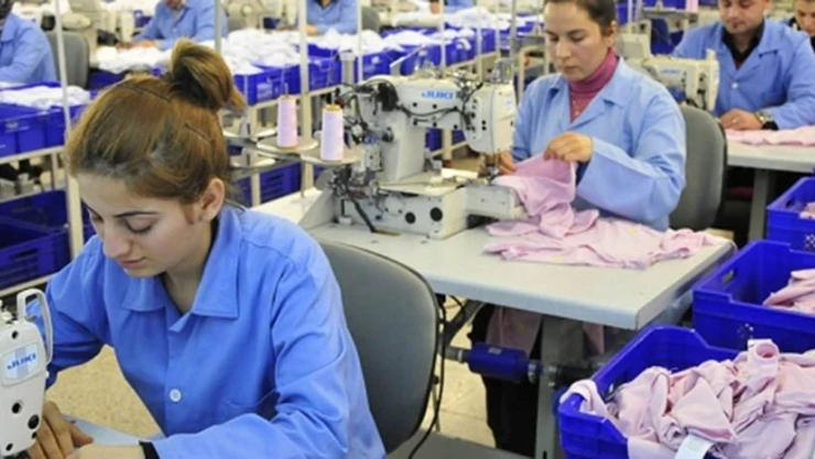 Çalışan kadınların yüzde 53,9'u ücretli ve maaşlı çalışıyor