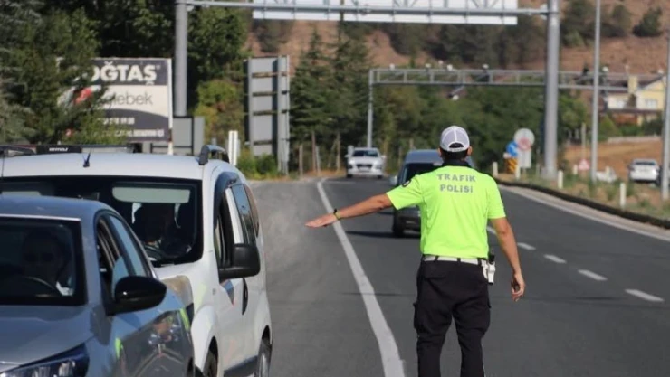 338 Araç Trafikten Men Edildi