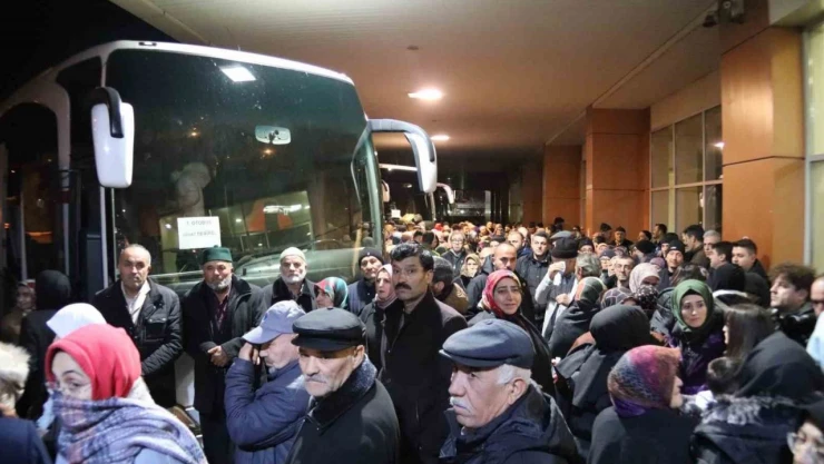 75 Umreci Kutsal Topraklara Uğurlandı