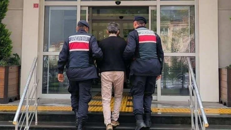 Aranan Şahıslar Yakalandı