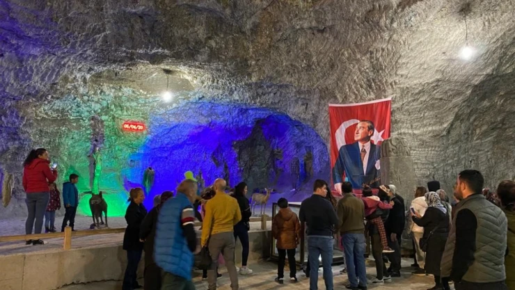 Çankırı'da depremzedeler için gezi etkinliği