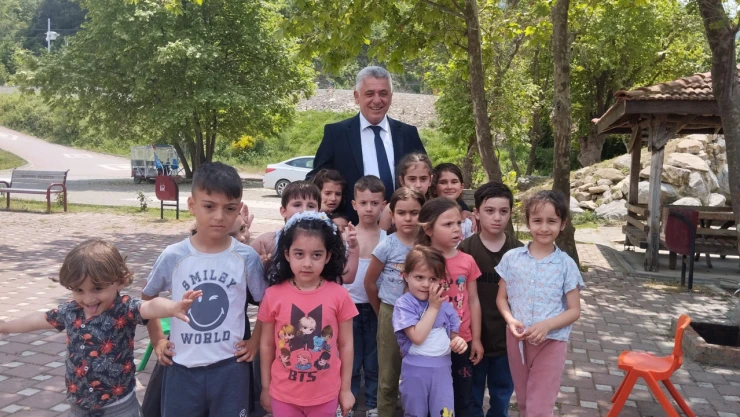 Çatalzeytin Belediye Başkanı Demir, Minik Öğrencilerle Piknikte Buluştu