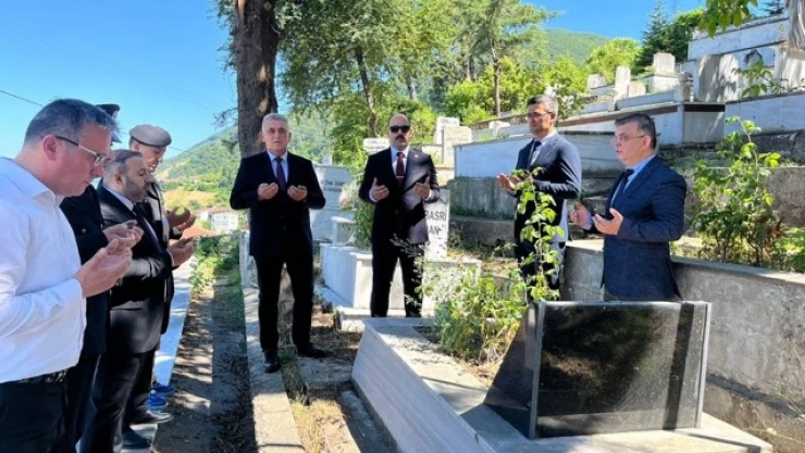 Çatalzeytin'de 15 Temmuz Şehitleri Kabirleri Başında Anıldı
