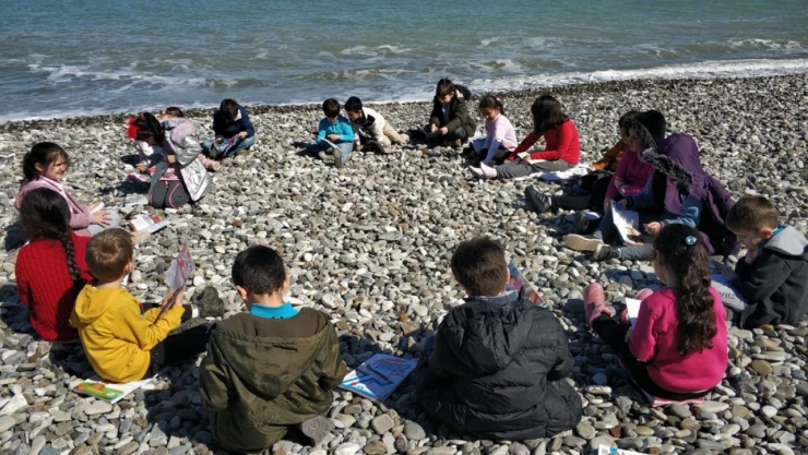 Çatalzeytin'de kitap okuma etkinliği