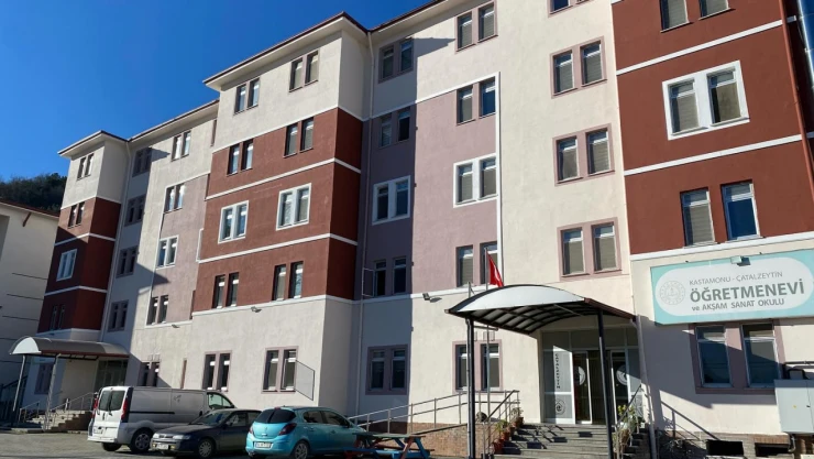 Çatalzeytin Öğretmenevi Kapasitesini Arttırdı