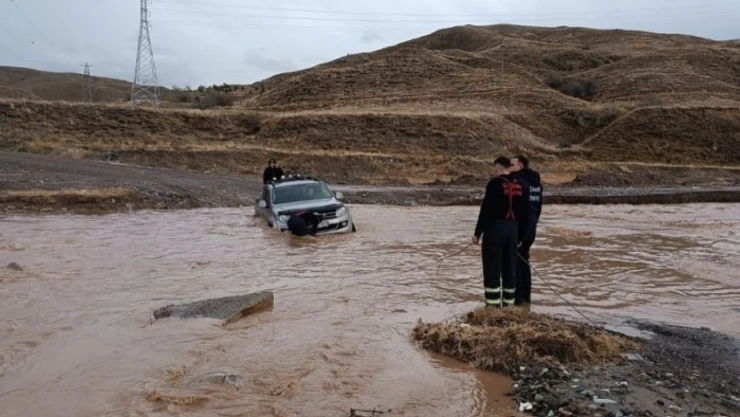 Mahsur Kalan Vatandaşın İmdadına İtfaiye Yetişti