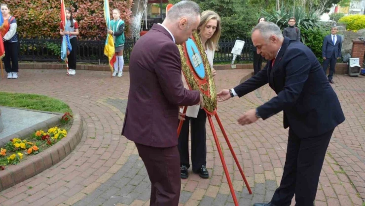 Çaycuma'da 23 Nisan Coşkusu Stadyumu Doldurdu