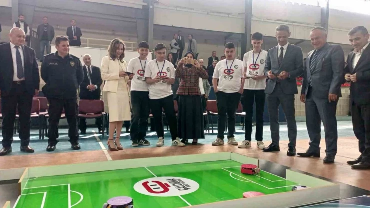 Çaycuma İlk Kez Ev Sahipliği Yaptı