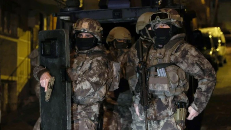 Çember-7 Operasyonunda Bin 34 Firari Yakalandı