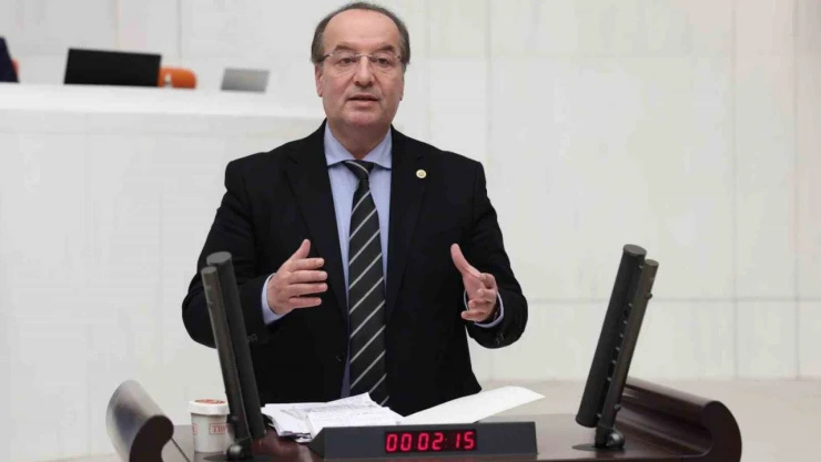 Cevdet Akay'dan Bakan Tekin'e Soru Yağmuru