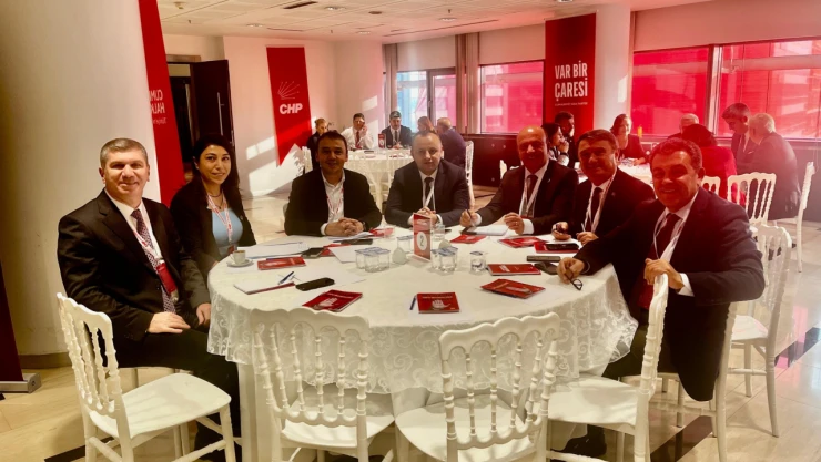 CHP'li Belediyeler Genel Merkezde Bir Araya Geldi