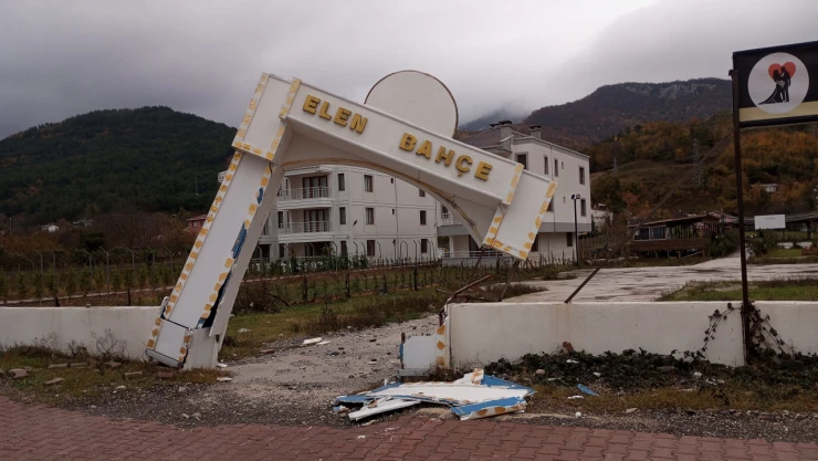 Cide'de Fırtına Etkili Oldu