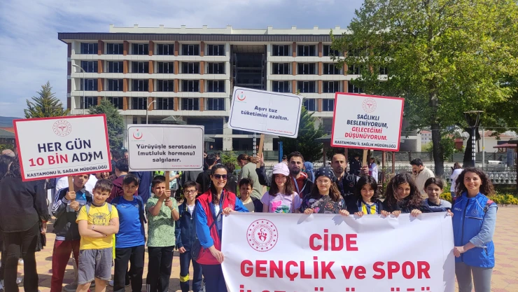 Cide'de Her Gün 10 Bin Adım Yürüyüşü Gerçekleştirildi