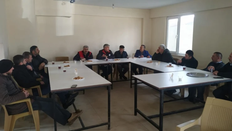 Çiftçi Toplantısı Düzenlendi