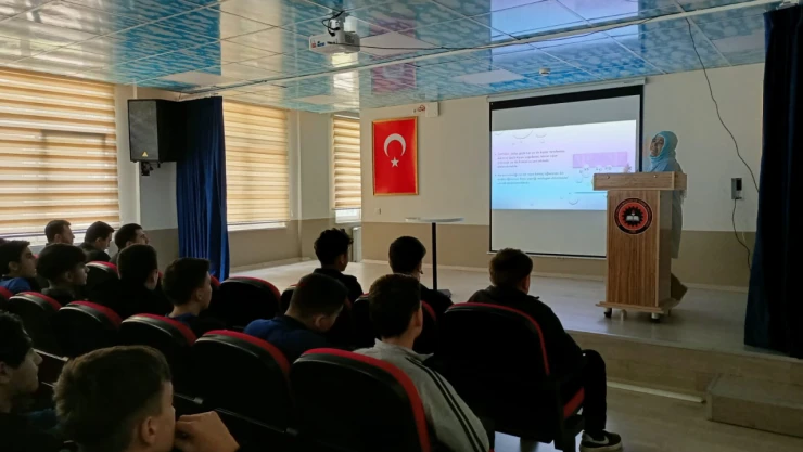 Çocuk Hakları Ve Akran Zorbalığı Semineri Düzenlendi