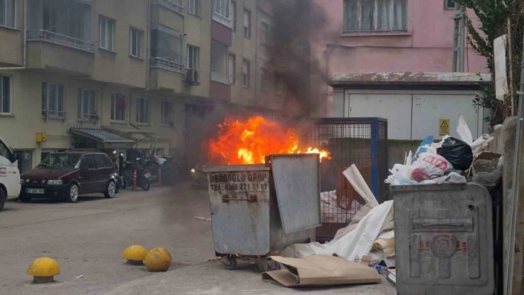 Çöpe Atılan Soba Külü Yangına Sebep Oldu