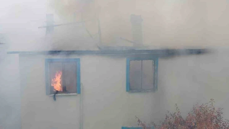 Alevlere Teslim Oldu